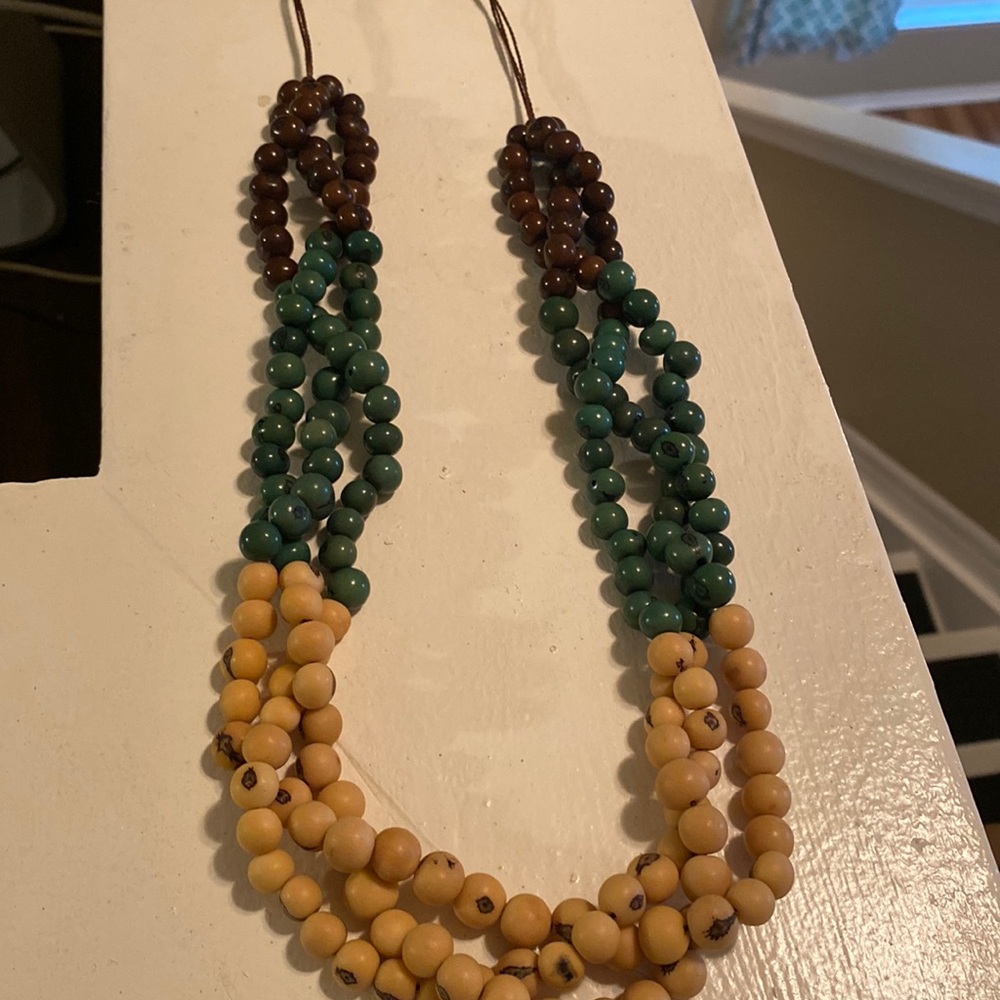 Adjustable necklace from Ecuador